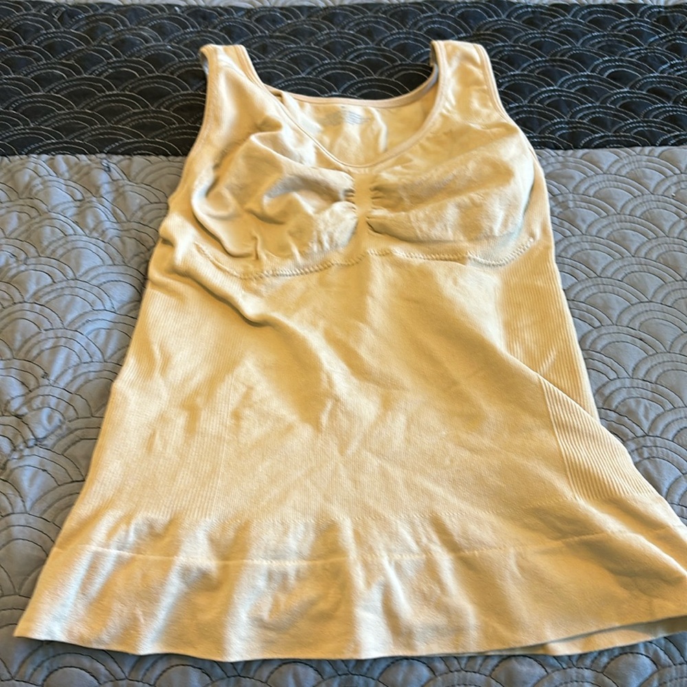 Shape wear top